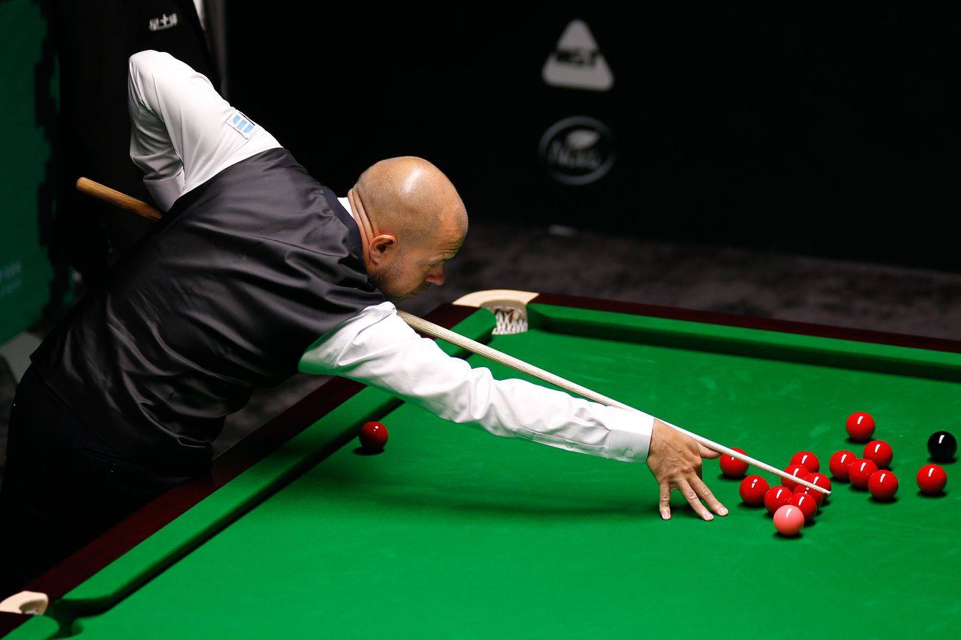 在促进全民 在促进全民